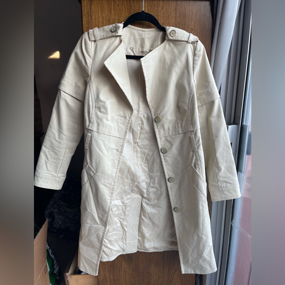 Trina Turk Light Tan Women’s Trenchcoat Buttondown size 4
